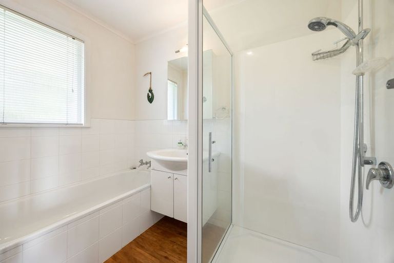 Photo of property in 69 Poaka Avenue, Dinsdale, Hamilton, 3204