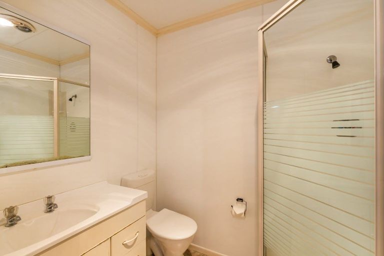 Photo of property in 114 Te Rangitautahanga Road, Turangi, 3334