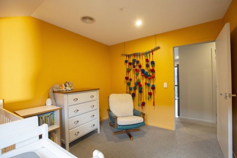 Photo of property in 1 Merivale Avenue, Wanaka, 9305