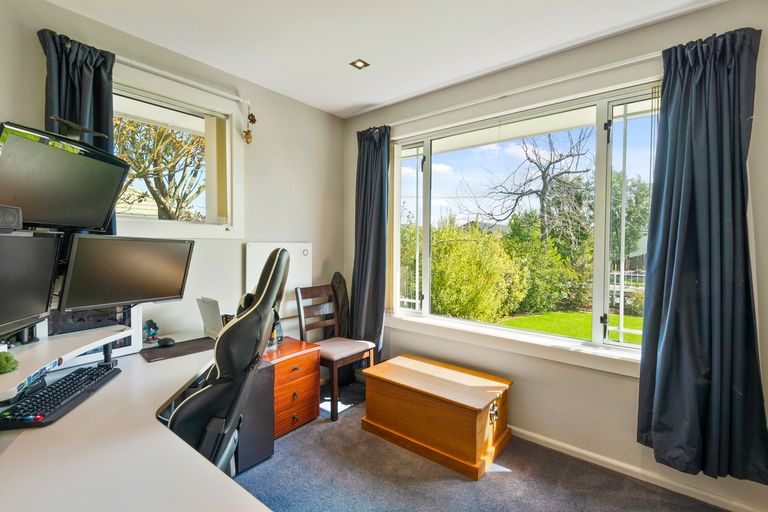 Photo of property in 48 Ensign Street, Halswell, Christchurch, 8025