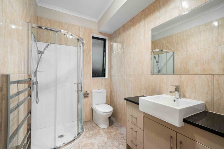 Photo of property in 19 Kereru Rise, Papakura, 2110