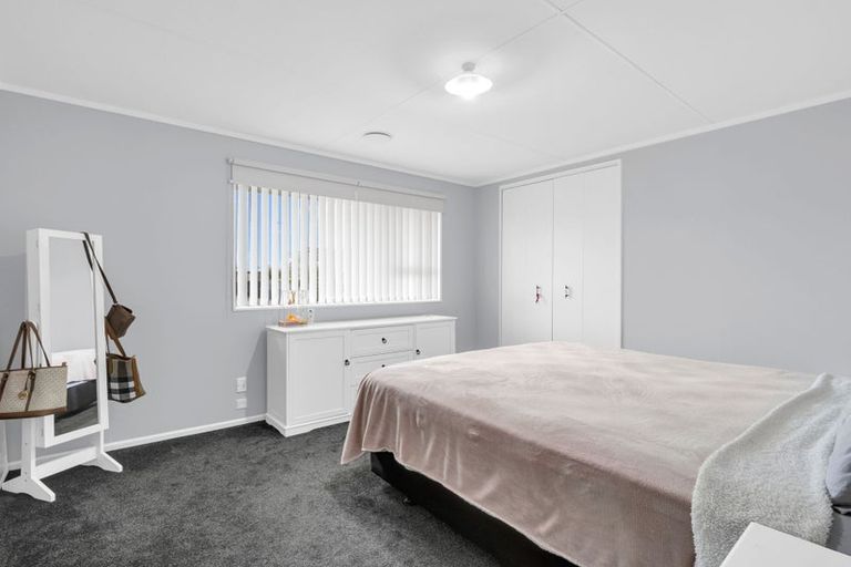 Photo of property in 2 Hampton Place, Springvale, Whanganui, 4501