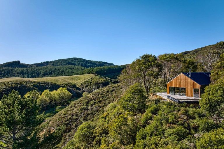 Photo of property in 753 Takarau Gorge Road, Makara, Wellington, 6972