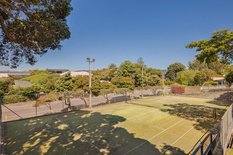 Photo of property in 7 Wharemauku Road, Raumati Beach, Paraparaumu, 5032