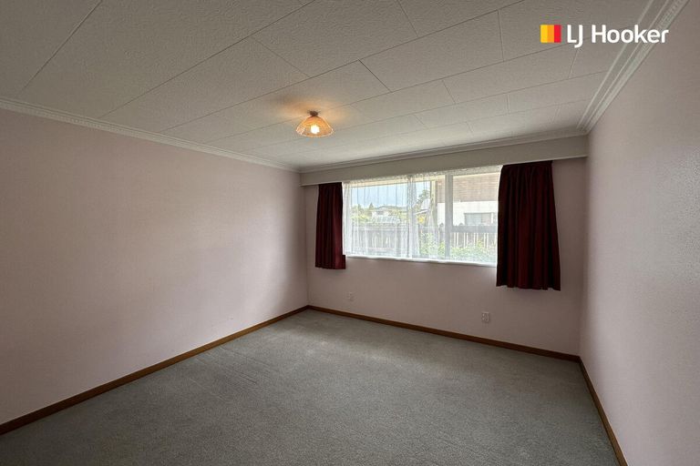 Photo of property in 30 Walton Park Avenue, Fairfield, Dunedin, 9018