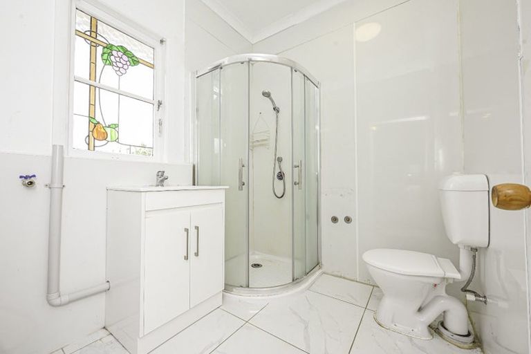 Photo of property in 98 Wallace Road, Papatoetoe, Auckland, 2025