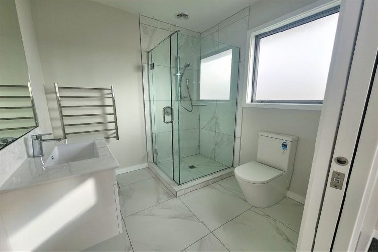 Photo of property in 49 Atlantic Drive, Fitzherbert, Palmerston North, 4410