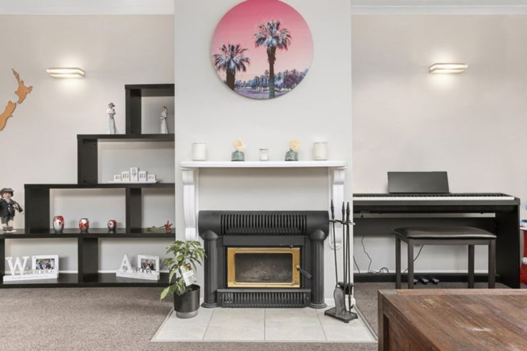 Photo of property in 26 Gulf Harbour Drive, Gulf Harbour, Whangaparaoa, 0930