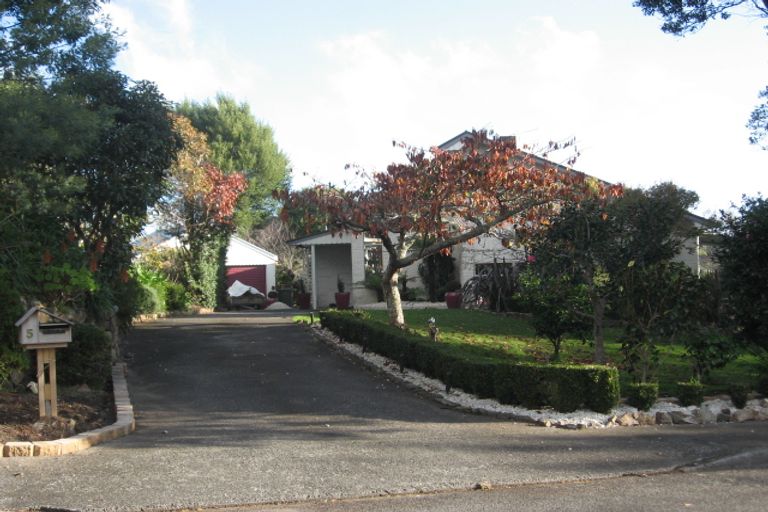 Photo of property in 5 Fiesta Grove, Raumati Beach, Paraparaumu, 5032