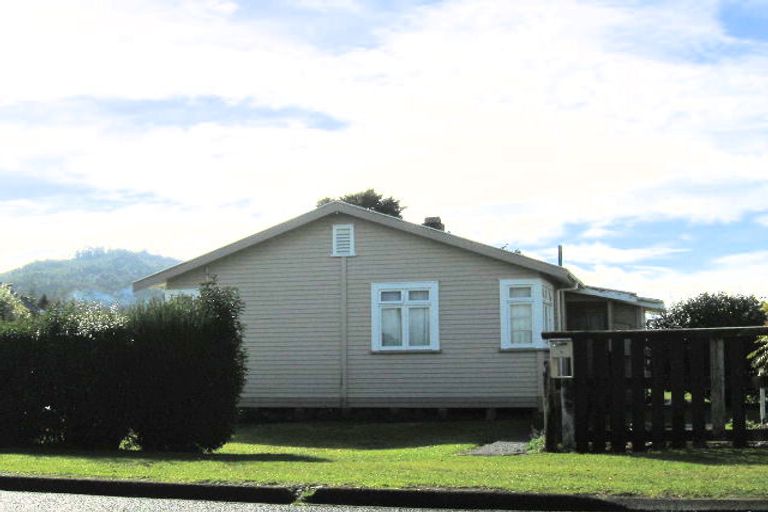 Photo of property in 6 Station Road, Moerewa, 0211