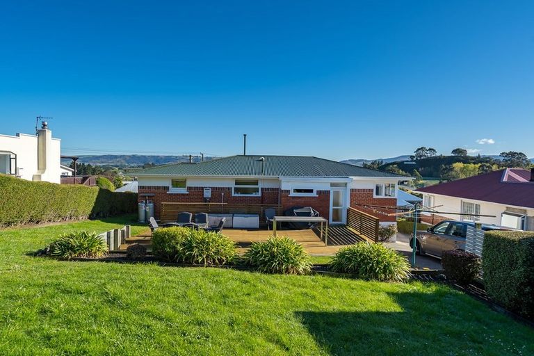 Photo of property in 6 Clyde Street, Kinmont Park, Mosgiel, 9024