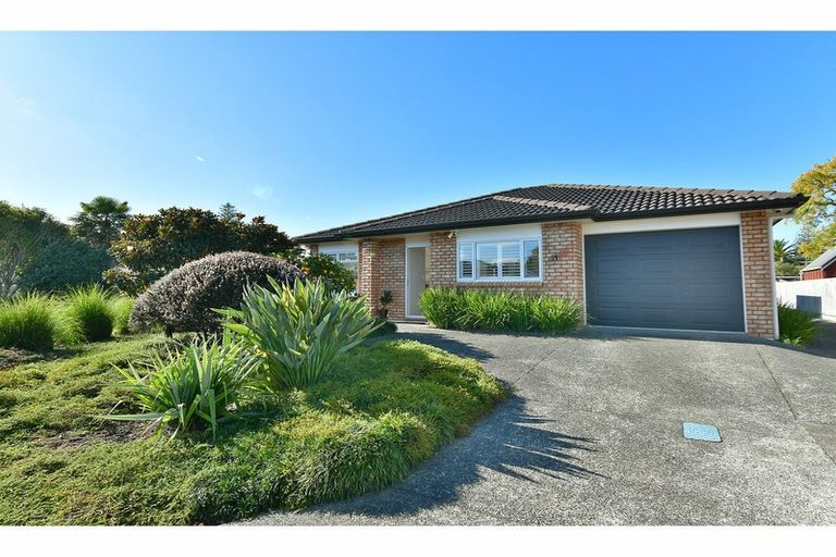 Photo of property in 31 Elizabeth Street, Orewa, 0931