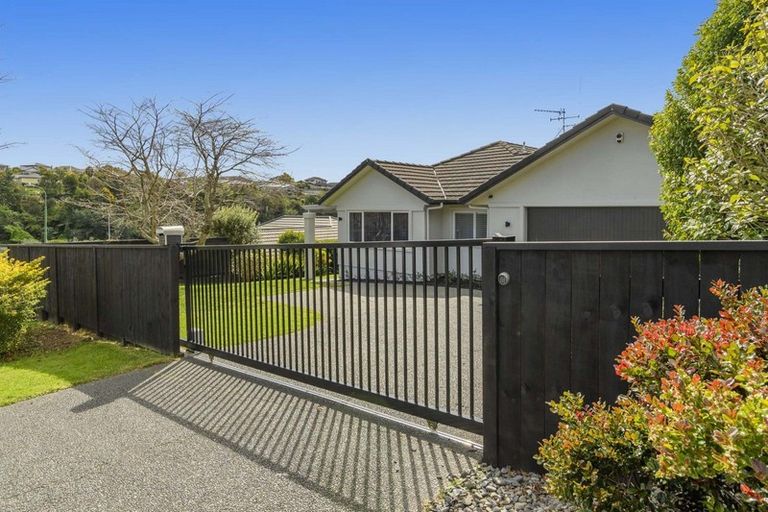 Photo of property in 77 Kinloch Drive, Bethlehem, Tauranga, 3110