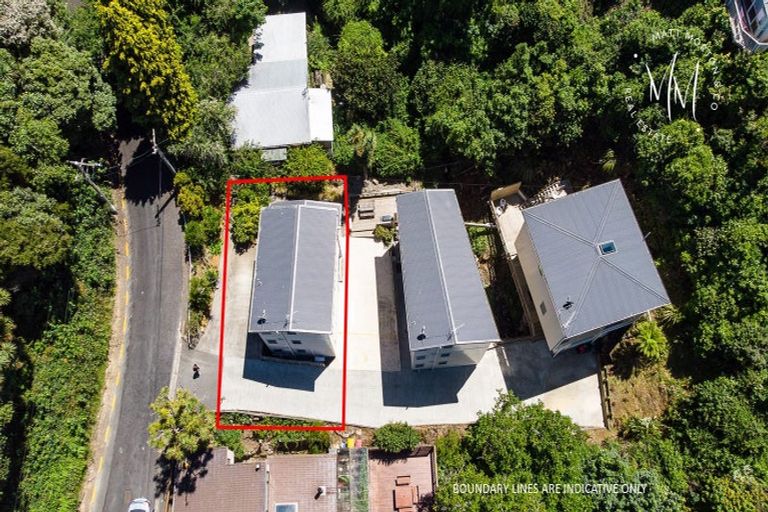 Photo of property in 16 Cosy Dell Road, North Dunedin, Dunedin, 9016