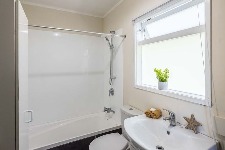 Photo of property in 30a Euston Road, Wilton, Wellington, 6012