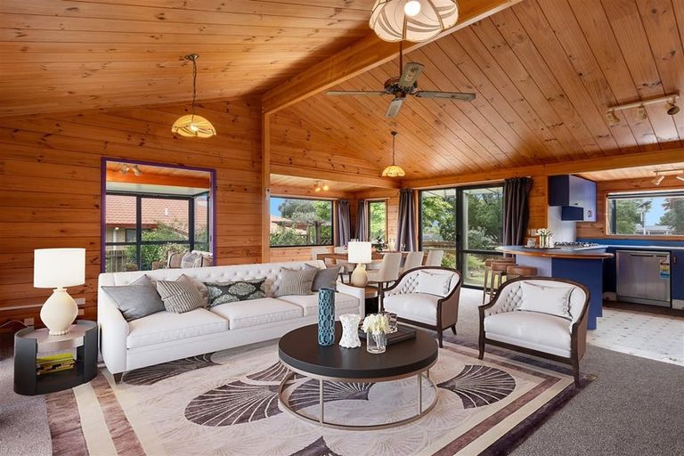 Photo of property in 37 Cameron Road, Te Puke, 3119