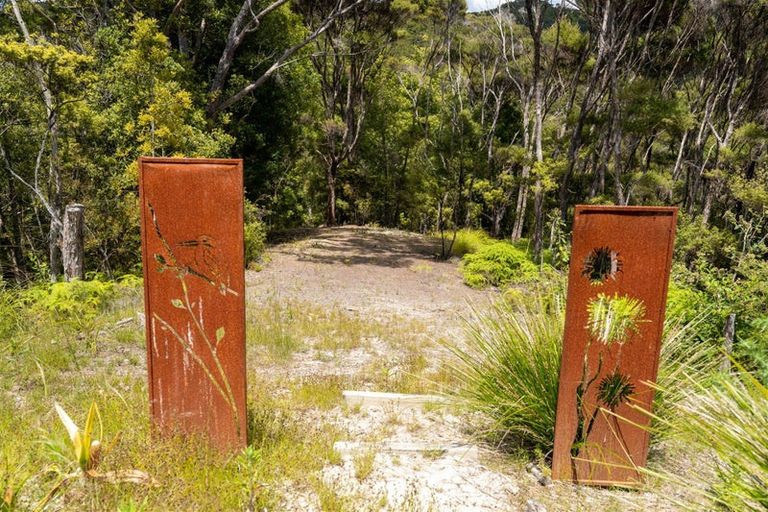 Photo of property in 33 Hihitahi Rise, Paihia, 0200