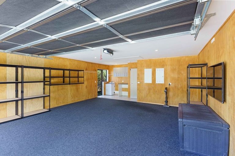 Photo of property in 7 Mahia Lane, Waikanae, 5036