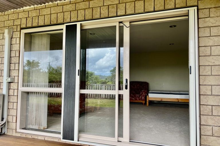 Photo of property in 76 Laurel Oak Drive, Schnapper Rock, Auckland, 0632
