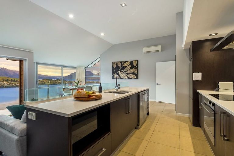 Photo of property in 1/11 Gum Lane, Queenstown, 9300