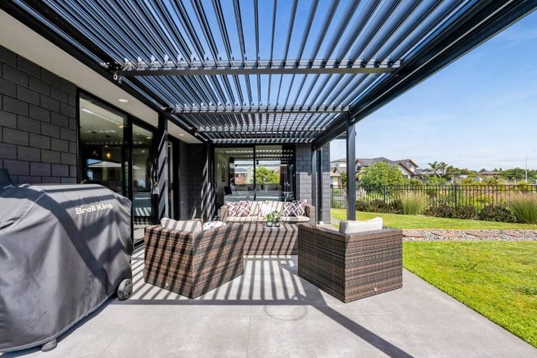 Photo of property in 15 Waitaha Place, Bell Block, New Plymouth, 4312