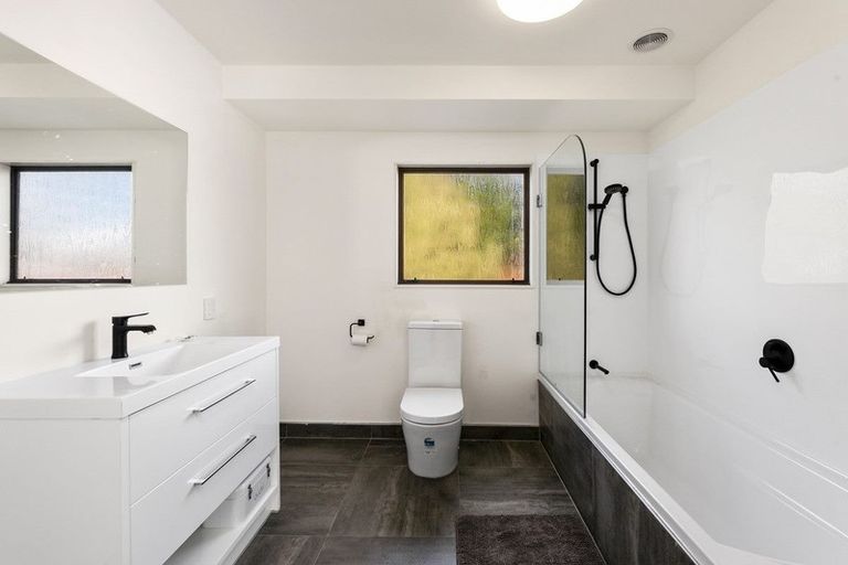 Photo of property in 82c Hartford Avenue, Papamoa Beach, Papamoa, 3118