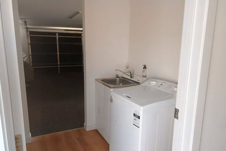 Photo of property in 4 Caledonian Place, Cromwell, 9310