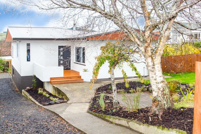 Photo of property in 33 Duckworth Street, Andersons Bay, Dunedin, 9013