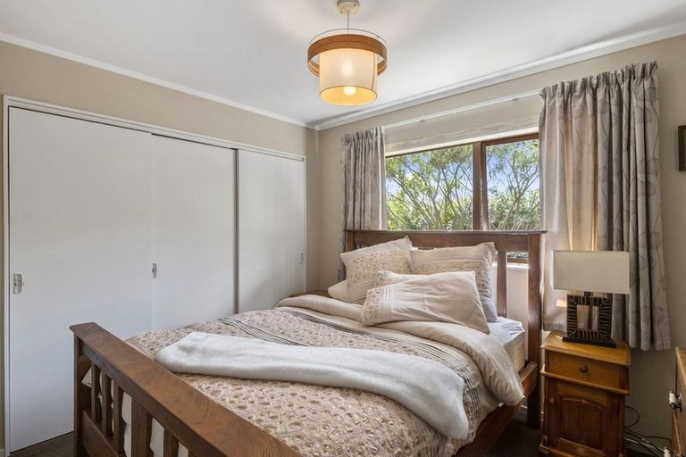 Photo of property in 103 Winara Avenue, Waikanae, 5036