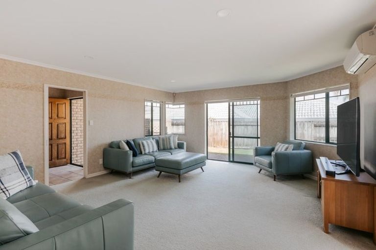 Photo of property in 11 Santa Monica Drive, Papamoa Beach, Papamoa, 3118