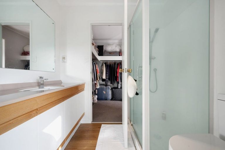 Photo of property in 71 Aberfeldy Avenue, Highland Park, Auckland, 2010