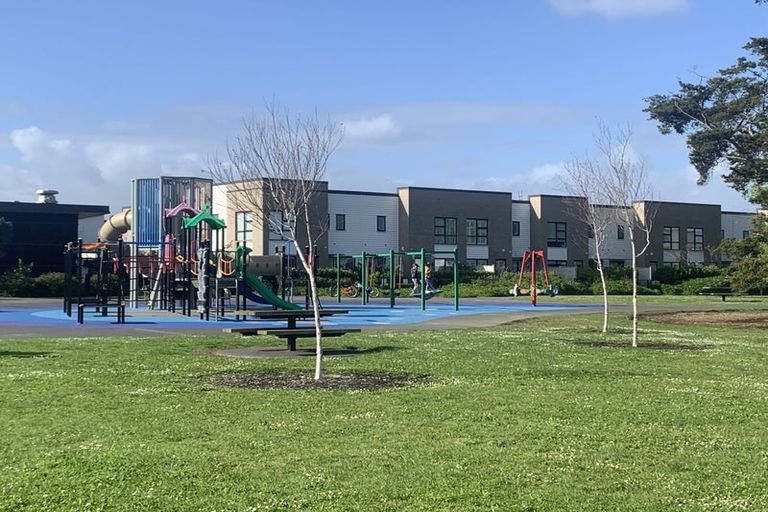 Photo of property in 6 Te Napi Drive, Takanini, Auckland, 2112