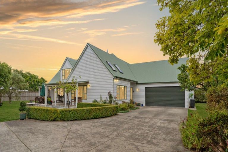 Photo of property in 43 Mcmaster Street, Greytown, 5712