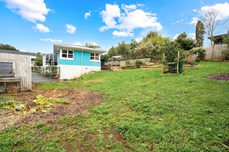 Photo of property in 5 Adams Place, Te Kamo, Whangarei, 0112