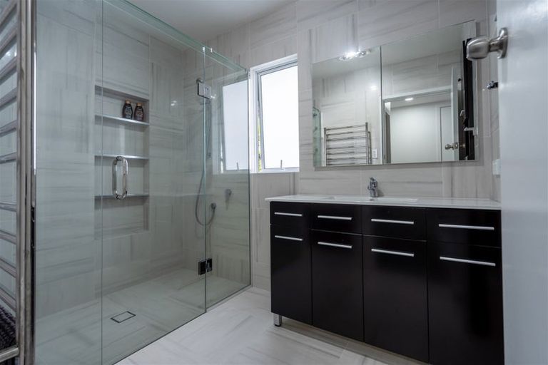 Photo of property in 24 Neumann Street, Kawakawa, 0210