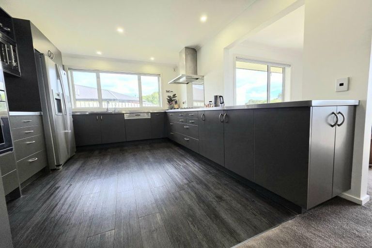 Photo of property in 16 North Ridge Drive, Oamaru North, Oamaru, 9400