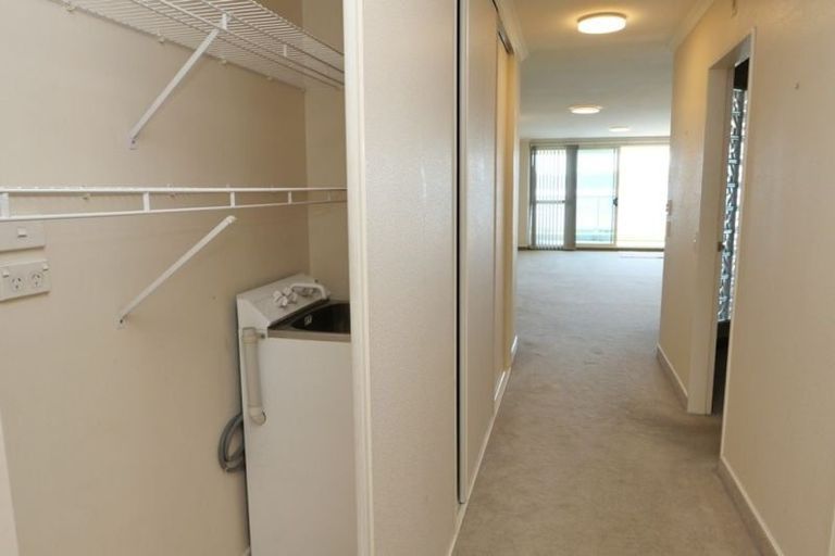 Photo of property in Ocean Apartments, 44-46 Marine Parade, Paraparaumu Beach, Paraparaumu, 5032