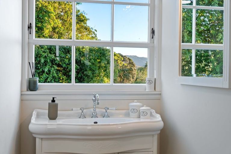 Photo of property in 45-47 Kohekohe Road, Waikanae, 5036