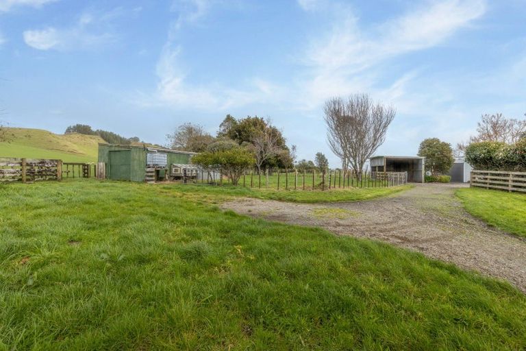 Photo of property in 826 Mokau Road, Mimi, Urenui, 4377