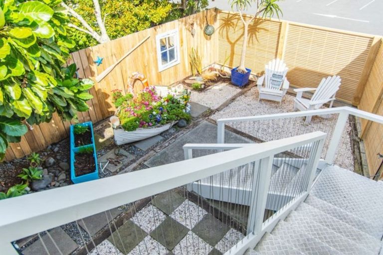 Photo of property in 1/4 Oceanview Road, Mount Maunganui, 3116