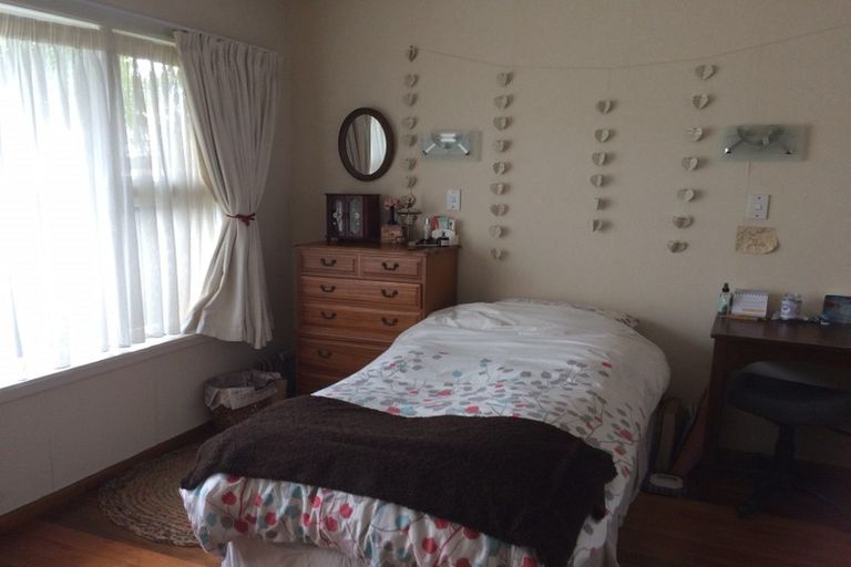 Photo of property in 25 Haslett Place, Upper Riccarton, Christchurch, 8041