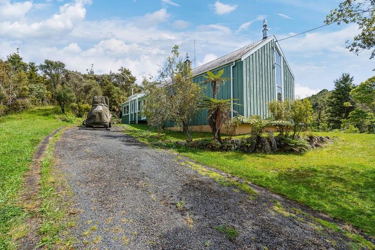 Photo of property in 1289 Ngunguru Road, Kiripaka, Whangarei, 0173