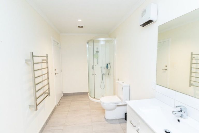 Photo of property in 43 Burma Road, Khandallah, Wellington, 6035