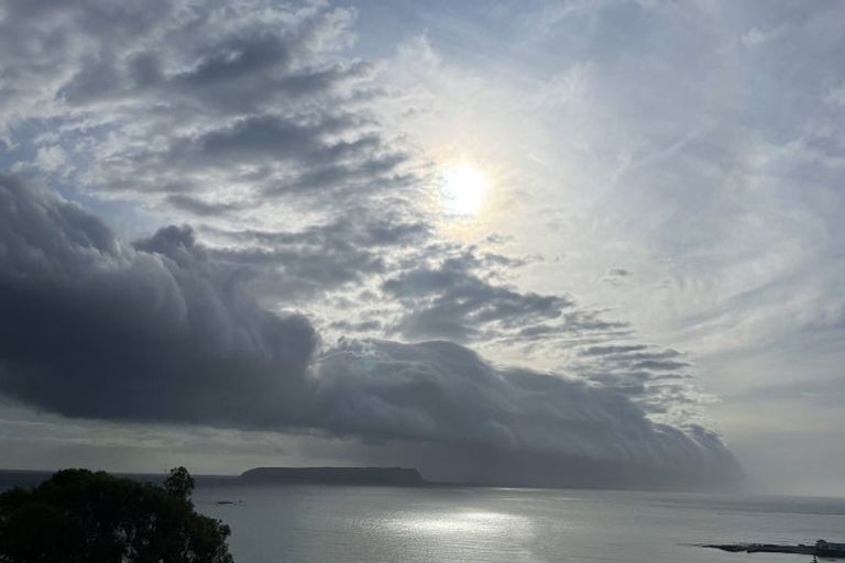 Photo of property in 64 Motuhara Road, Plimmerton, Porirua, 5026