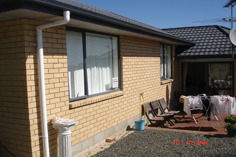 Photo of property in 10 Sunvista Avenue, Oteha, Auckland, 0632