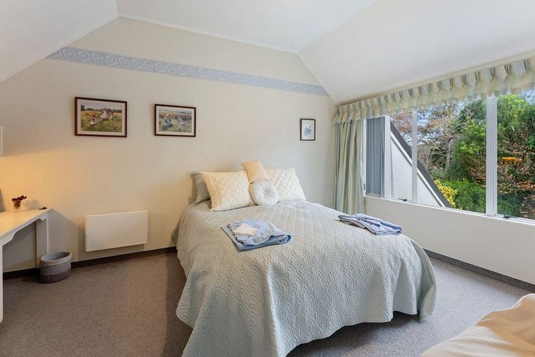 Photo of property in 2 Sunglo Terrace, Otaki, 5512