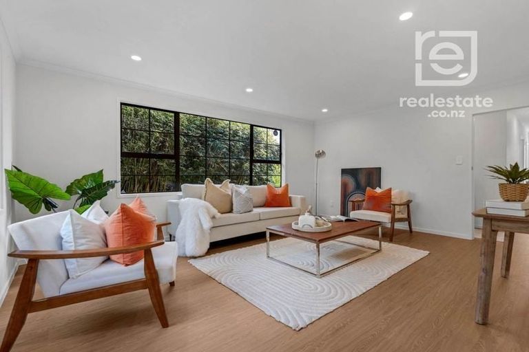 Photo of property in 73 Moore Street, Hillcrest, Auckland, 0627