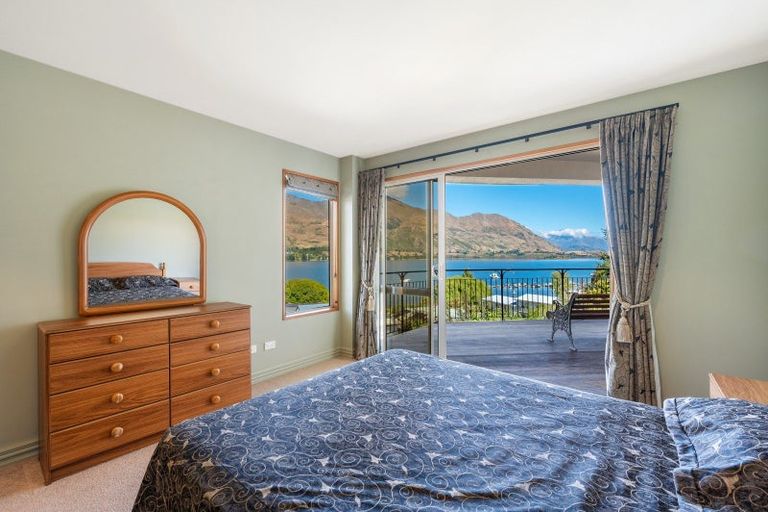 Photo of property in 10 Lismore Street, Wanaka, 9305