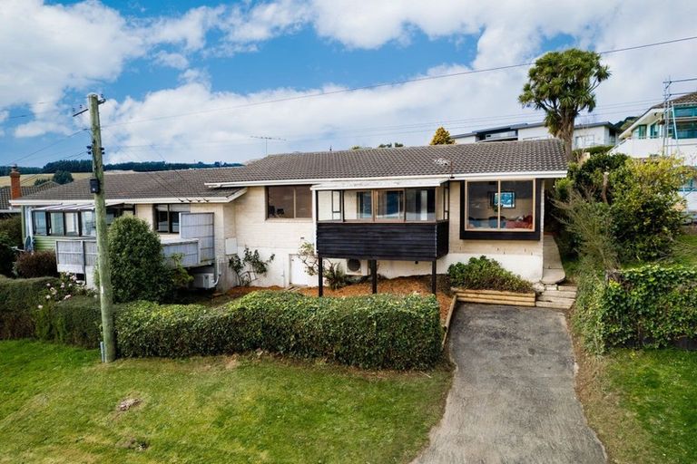 Photo of property in 9b Jane Street, Macandrew Bay, Dunedin, 9014