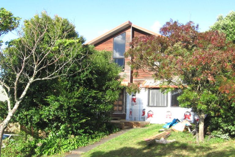 Photo of property in 8 Perendale Close, Somerville, Auckland, 2014